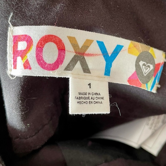 ROXY high waisted black mini skirt - Picture 3 of 3